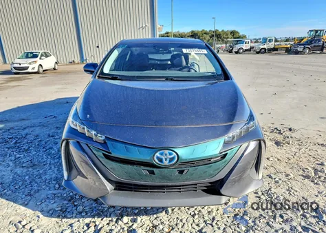 2019 Toyota Prius Prime из США, поврежденный, VIN JTDKARFP2K3119149